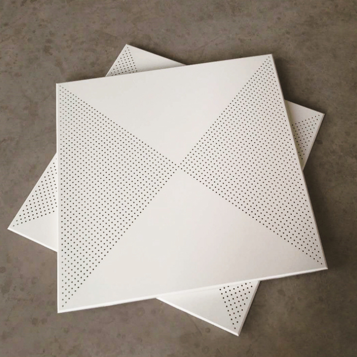 Decorative Perforated/Plain Pattern Aluminum Clip-in Ceiling 